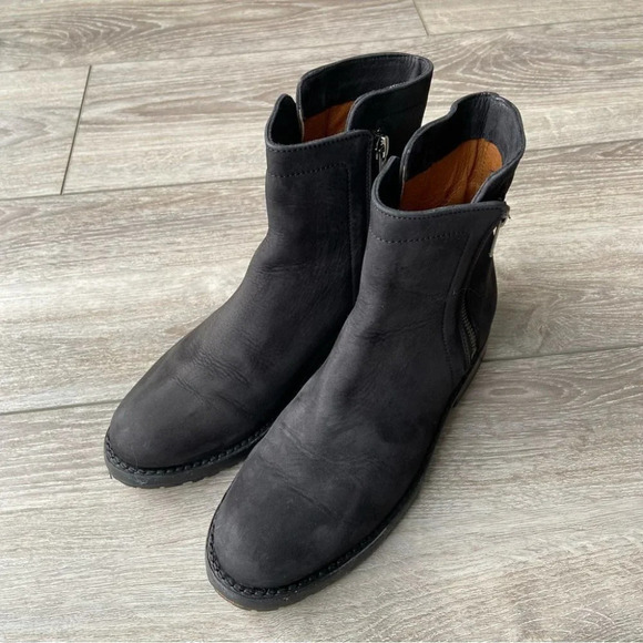 FRYE Natalie Double Zip Italian Nubuck Leather Bootie - Picture 2 of 15